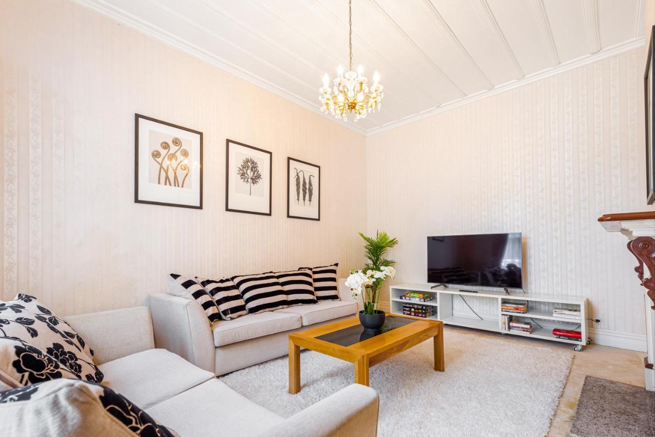 4Bed Spacious Villa In Chatswood Auckland Exteriör bild